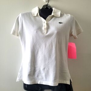 Lacoste White Polo Shirt with Crocodile embroidered Logo. Size: Medium